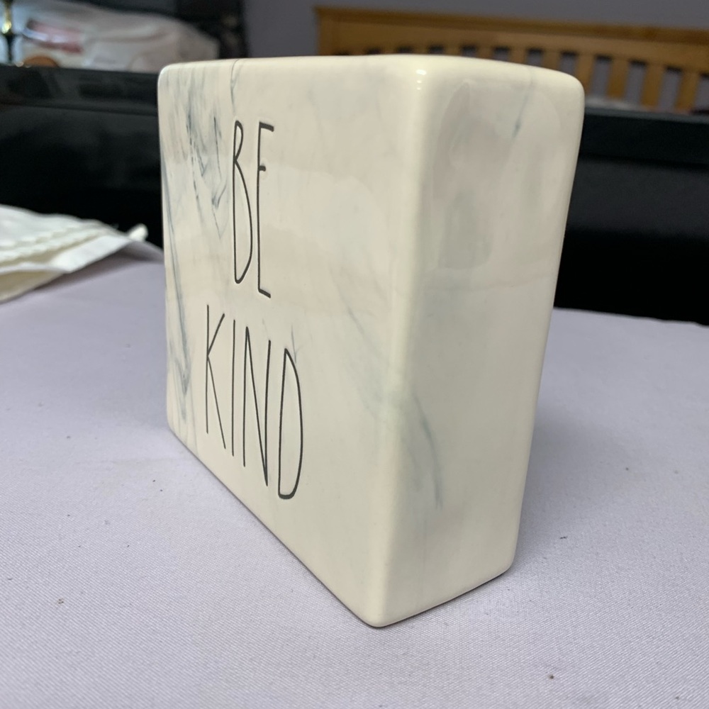 Rae Dunn White 'Be Kind' Block
